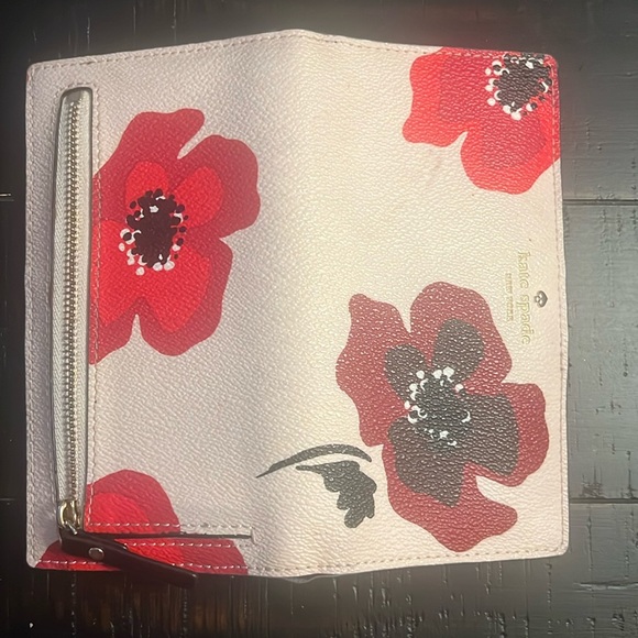 kate spade Handbags - Kate Spade Wallet